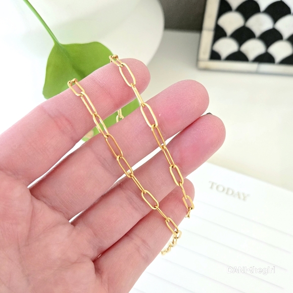 NEW Classic Gold Paperclip Link Chain Necklace - Picture 5 of 8